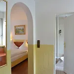 Zehnthof 3*