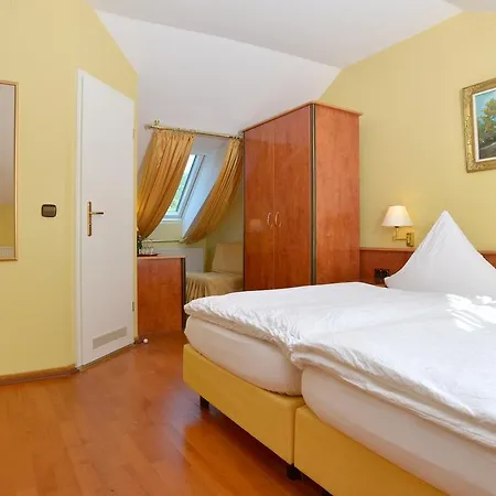Hotel Zehnthof 3*