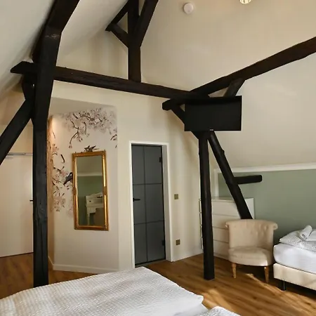 Отель Zehnthof 3*