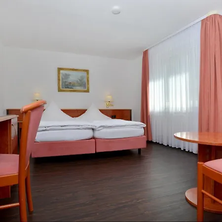 Zehnthof Отель 3*